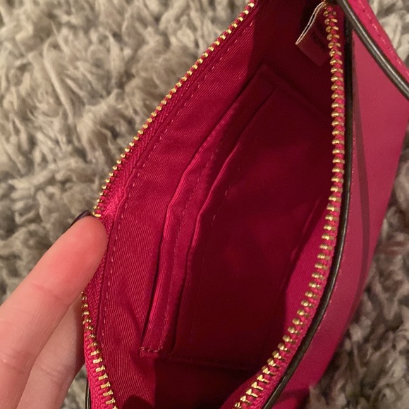 Coach wallet ! - Picture 3 of 5